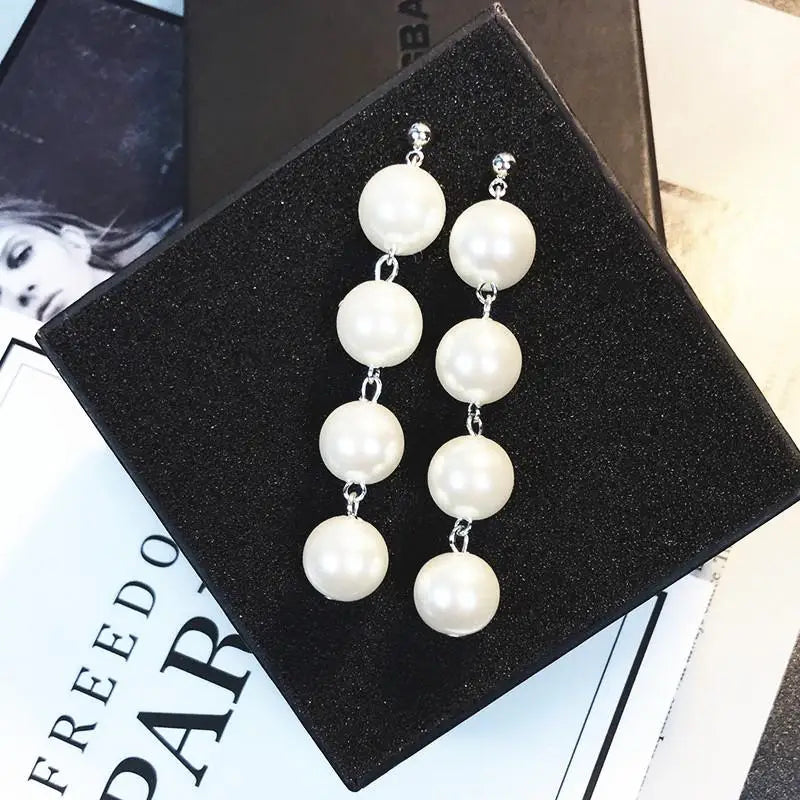 Fashion Pearl Bean Crystal Earrings for Women & Girls – Elegant Everyday Jewelry
