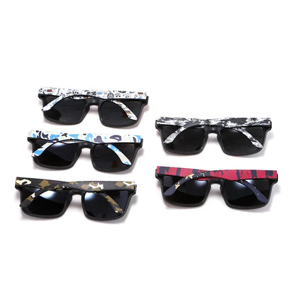 KDEAM Polarized Men’s Sunglasses – Matte Black Frame with Painting Temples & Protective Case