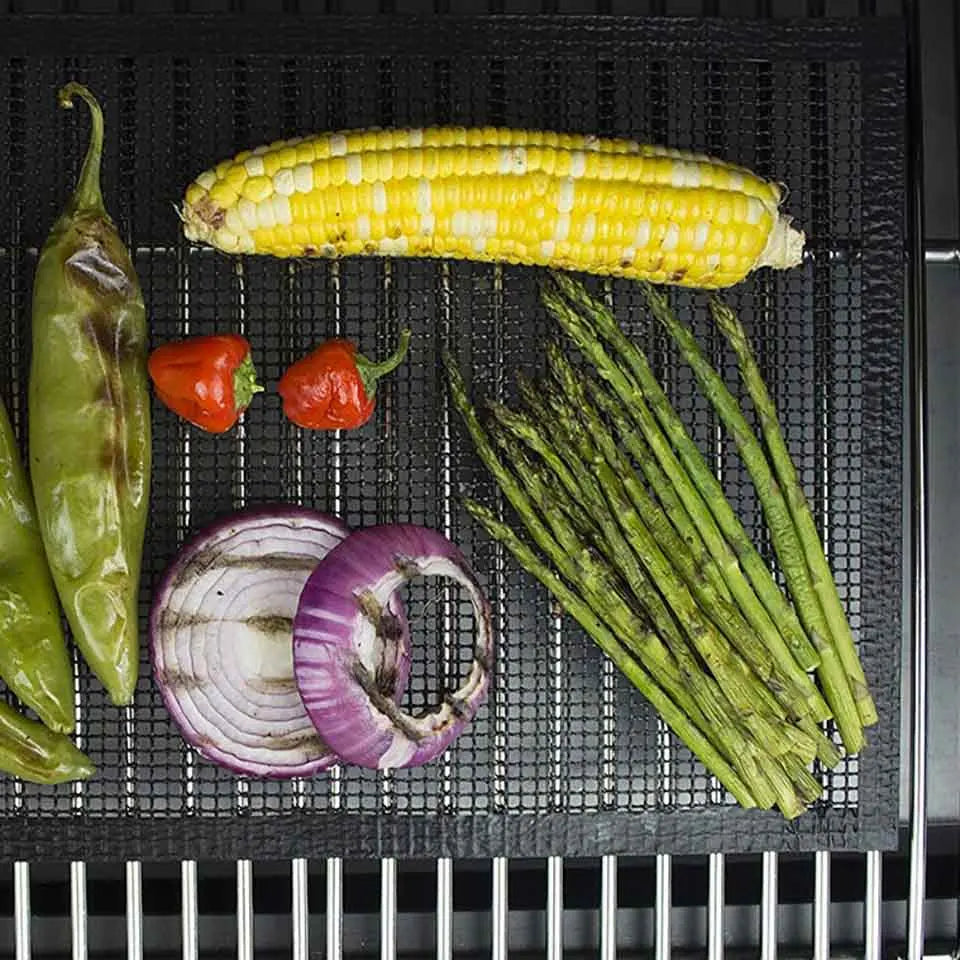 3-Pack Non-Stick Perforated BBQ Grill Mesh Mats — Reusable Heat-Resistant Oven & Baking Sheets for Outdoor Grilling