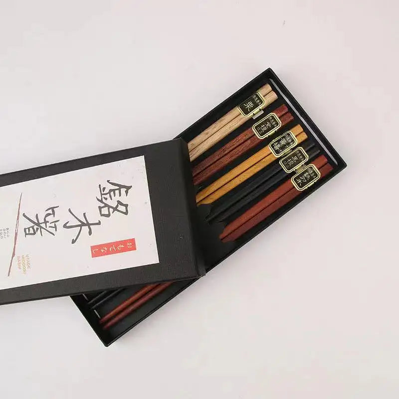5 Pairs Japanese Style Wood Chopsticks – Reusable Natural Beech, Tableware for Pizza, Noodles, Chinese Set
