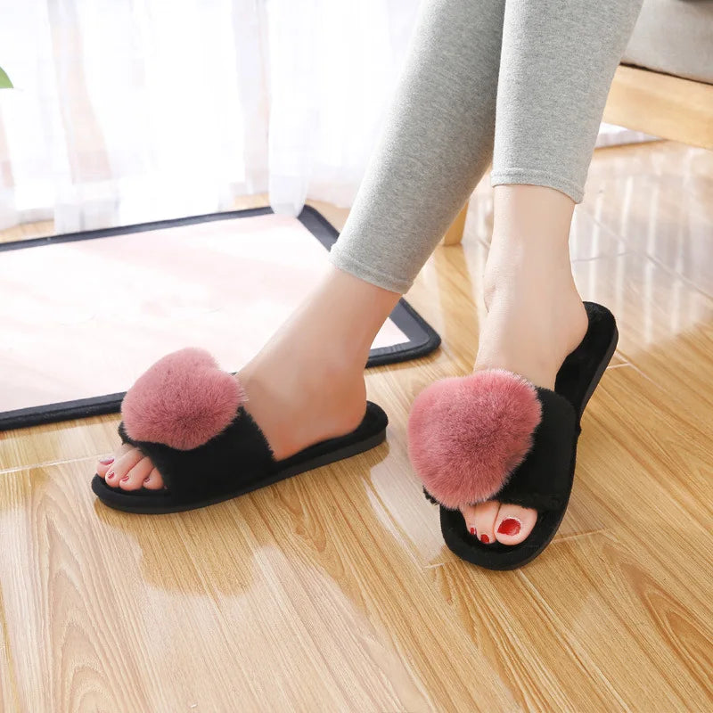 Women’s Indoor Home Slippers – Warm, Non-Slip Plush Bedroom Shoes with Cute Heart Pattern for Autumn & Winter