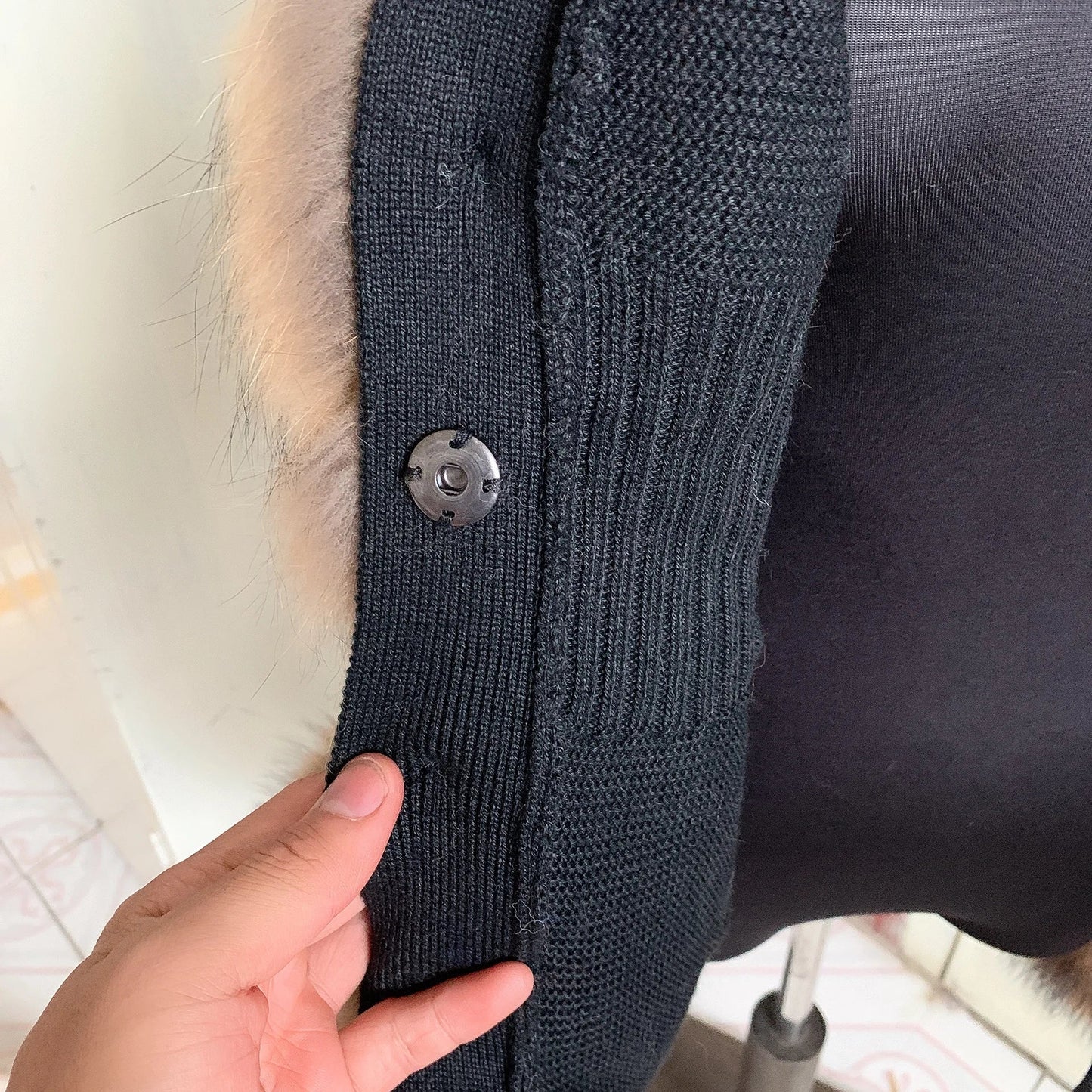Women’s Spring & Autumn Sweater Cardigan – Real Fox Fur Collar Jacket, Natural Fur Outerwear