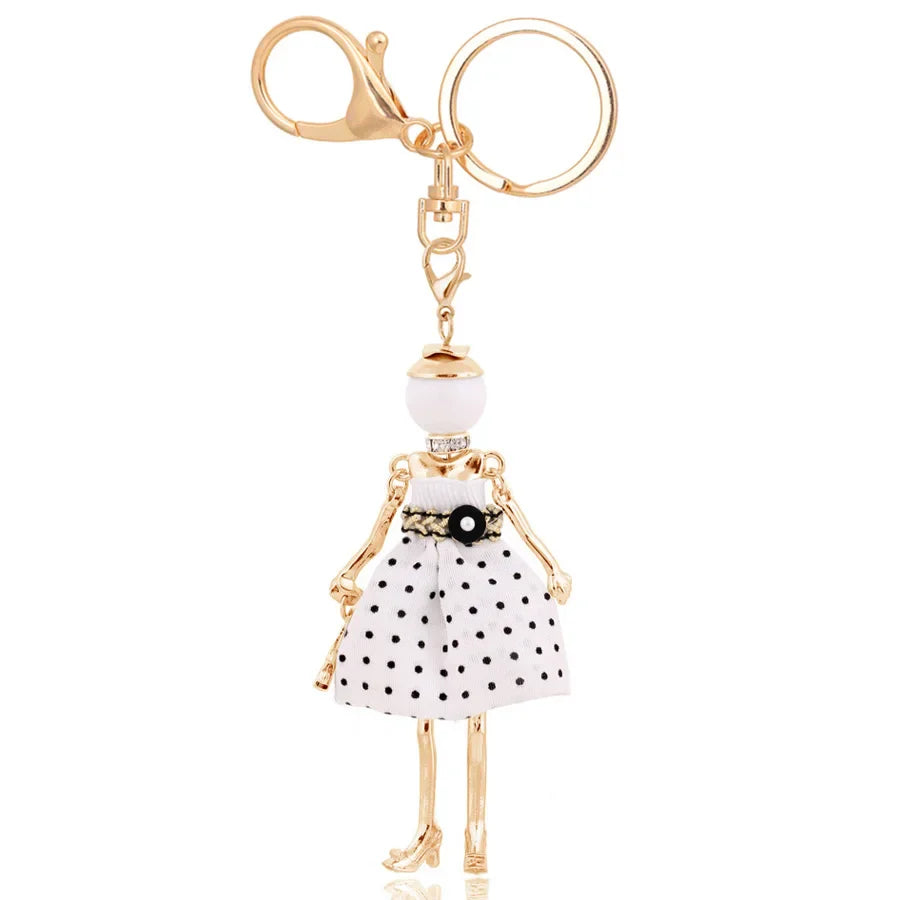 Trendy Women’s Metal Charm Keychain 2026 – Cute Statement Bag Pendant Jewelry Gift for Ladies