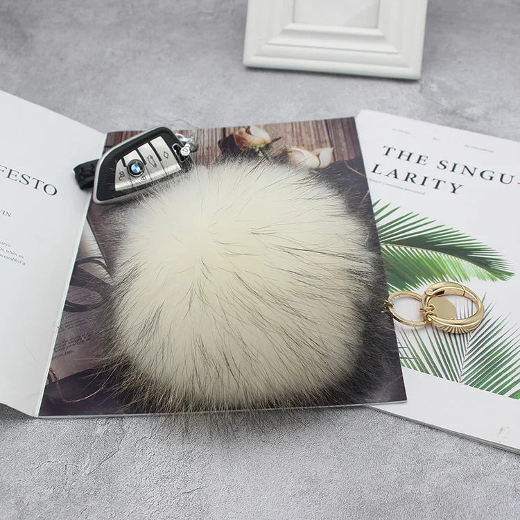 Luxury 15cm Fluffy Real Raccoon Fur Pom Pom Keychain – High-Quality Metal Ring Pendant for Women