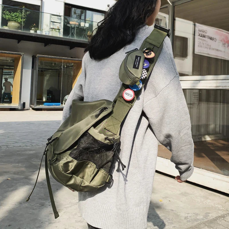 2024 Retro Nylon Messenger Bag for Men & Women - Outdoor Shoulder Bag for Campus and Express Use