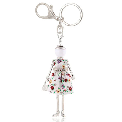 Trendy Women’s Metal Charm Keychain 2026 – Cute Statement Bag Pendant Jewelry Gift for Ladies
