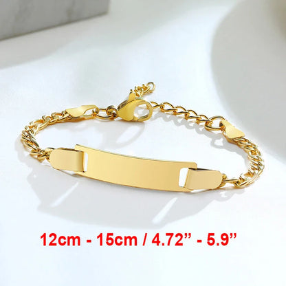 Custom Engraved Mom Bracelet – Personalized Figaro Link Bangle with Names & Birthday Date