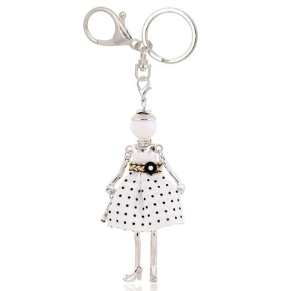 Trendy Women’s Metal Charm Keychain 2026 – Cute Statement Bag Pendant Jewelry Gift for Ladies