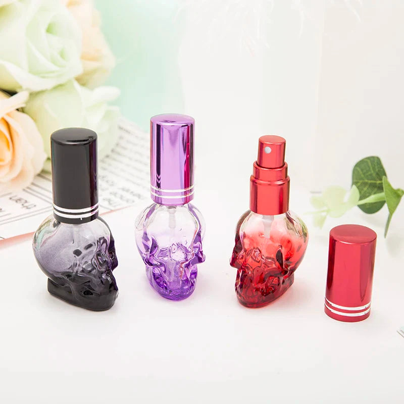 8ml Skull-Shaped Glass Perfume Bottle – Refillable Mini Travel Spray for Personal Fragrance