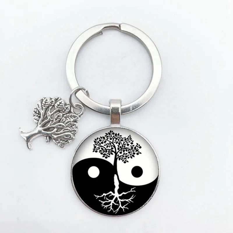 Tree of Life Keychain – Vintage Handmade Fashion Key Ring Jewelry Gift for Men & Women Party & Everyday Use Accessories