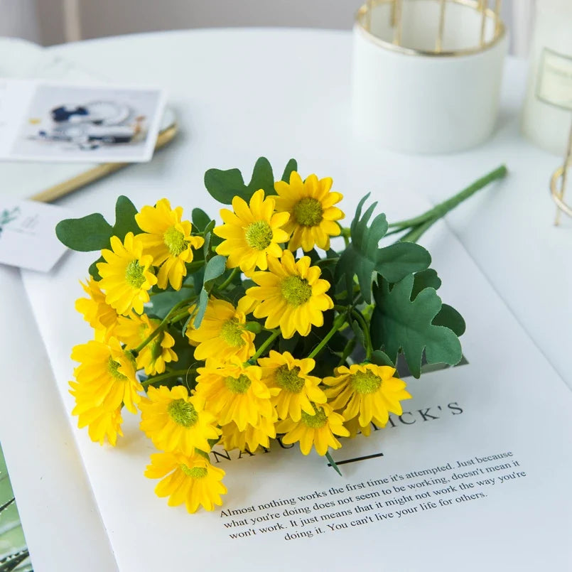 21-Head Artificial Daisy Bouquet - Silk Autumn Flowers for Home, Wedding & Party Decor