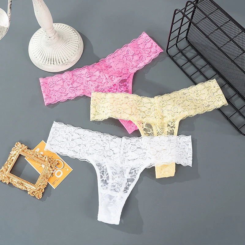 3PCS Lace Floral Women’s Panties - Low Waist Breathable Briefs & Thong, Sexy G-String Transparent Underwear (M-2XL)