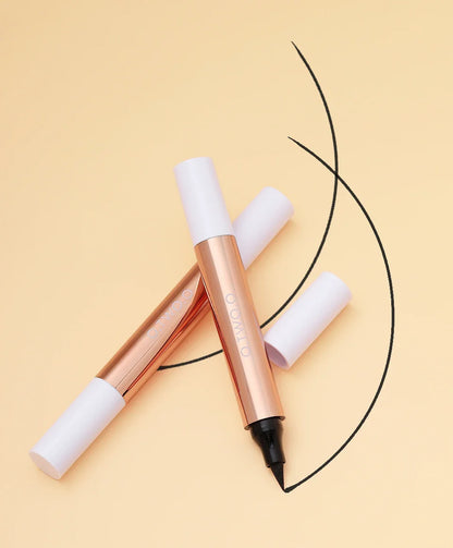 O.TWO.O Black Liquid Eyeliner Pen – Double-Ended Waterproof Fast-Dry Eye Liner for Women
