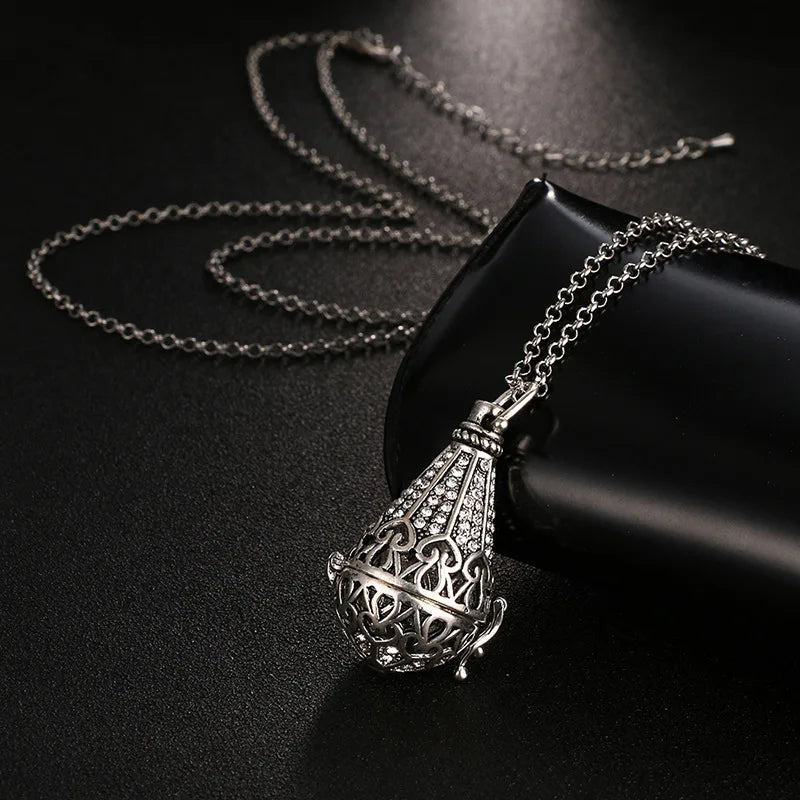 Mexico Music Ball Hollow Zircon Pendant Necklace – Vintage Perfume Aromatherapy Locket for Women