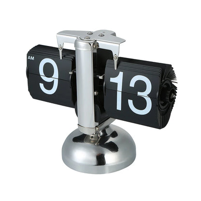 Small Retro Flip Clock – Stainless Steel Gear-Operated Table Clock, Black/White Quartz Design