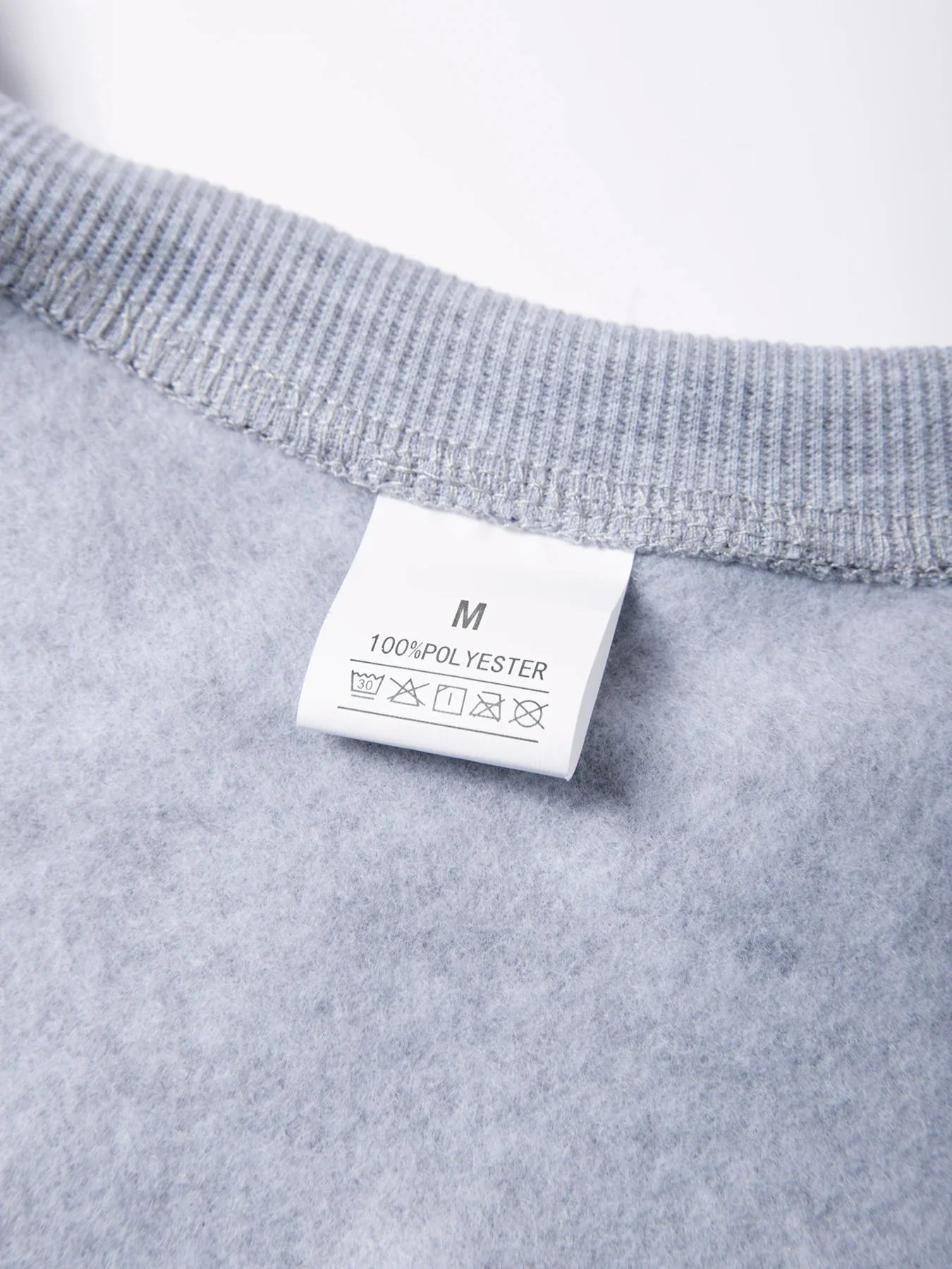 Men’s Crew Neck Sweatshirt — Solid Color Casual Long Sleeve Pullover for Spring Outdoor Sportswear