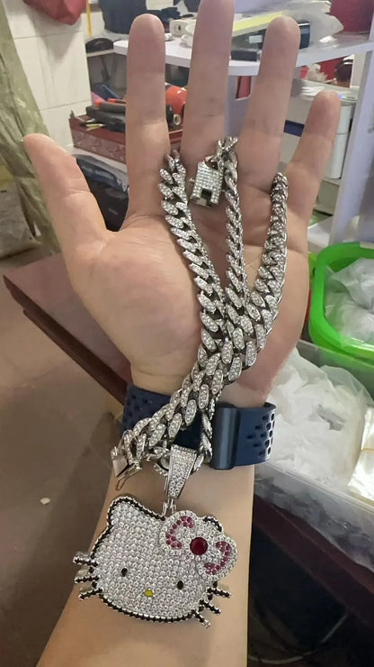 Hello Kitty Y2K White Gold Pendant Necklace – Sweet Long Layered Jewelry Chain for Women, Halloween Style (Europe & America)