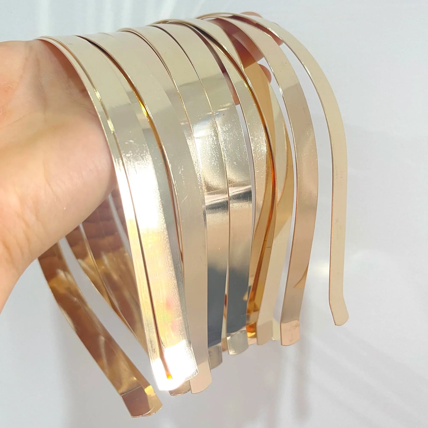 20Pcs Metal Hairbands for Girls – 1.2mm to 10mm Gold, Silver & Black Headbands for Hair Crafts & Hair Accessories