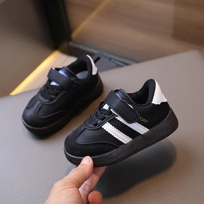 Toddler & Kids White Sneakers — Fashionable Non-Slip Walking Shoes for Boys & Girls, Breathable Outdoor Sport Casual Shoes