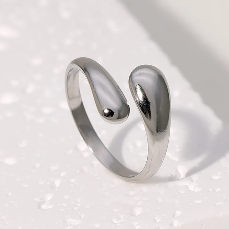Retro Water Drop Ring – Adjustable Stainless Steel Punk Gothic Jewelry for Women