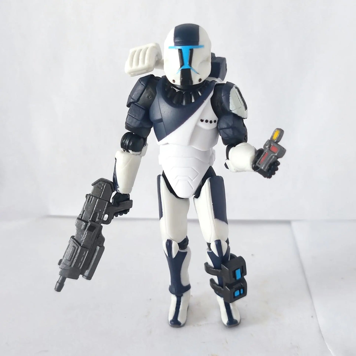 Star Wars Commando Fi Skirata 3.75" Action Figure – Loose Collectible Toy