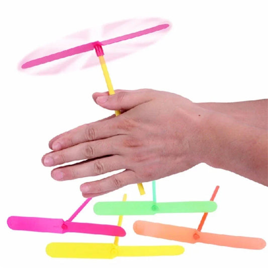 Plastic Bamboo Dragonfly Toy (10–20 Pcs) – Rotating Propeller Flying Arrow Outdoor Kids Classic Novelty Party Gift Multicolor