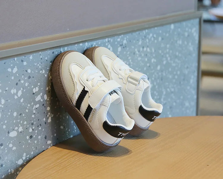 Kids Sport Training Sneakers – Spring Autumn Soft Sole Shoes for Boys & Girls, Casual Fashion Skate Shoes