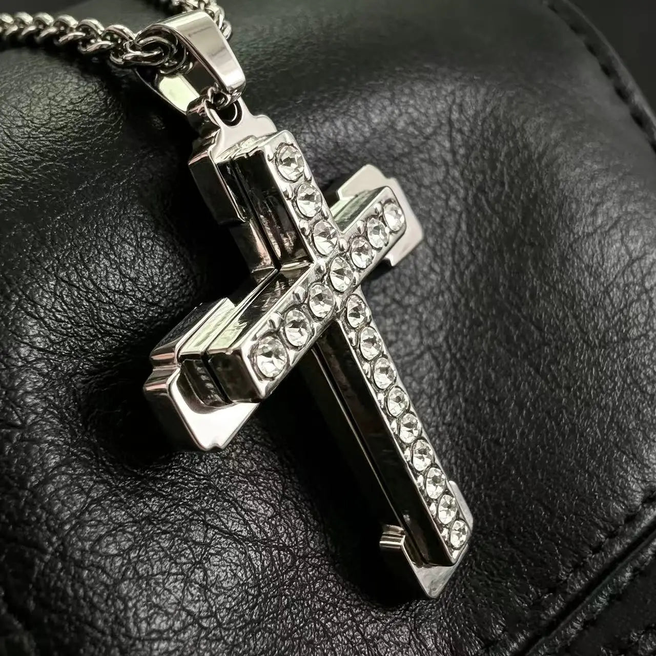 HNSP Stainless Steel Zircon Cross Necklace Pendant – Luxury Jewelry Accessories for Men & Women Fashion Gift