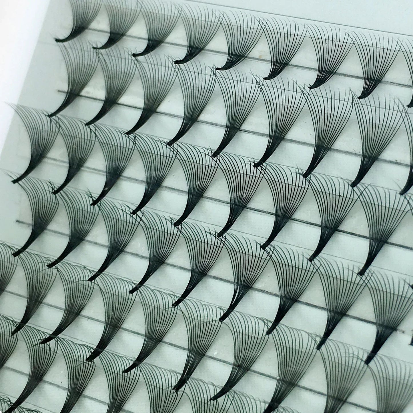 10D Premade Volume Eyelash Fans – Long Stem 3D-6D Pointy Base False Lash Clusters