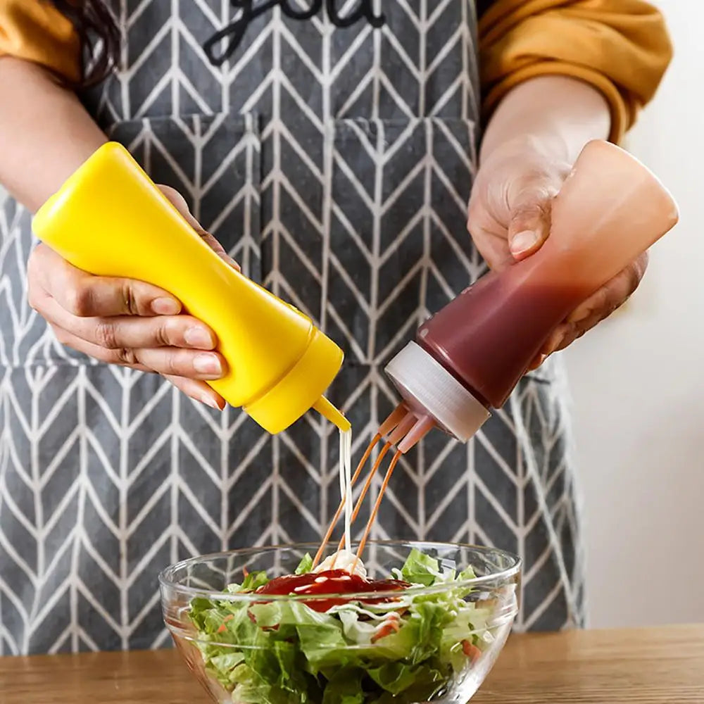 Plastic Squeeze Sauce Bottle – Graduated Jam & Salad Container with 3 Nozzles