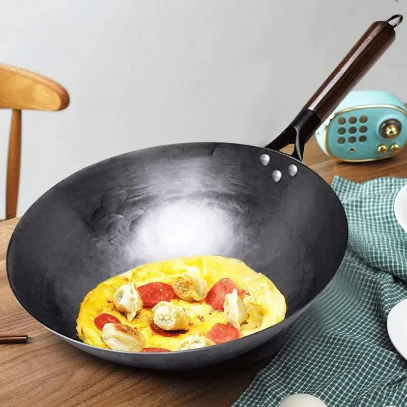 30cm Traditional Hand-Forged Iron Frying Pan, Non-Coated with Wooden Handle, Old-Style Household Cookware