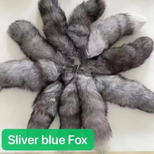 Real Fox Fur Tail Keychain – Large Natural Fur Pendant for Cosplay, Bags, Cars, and Women