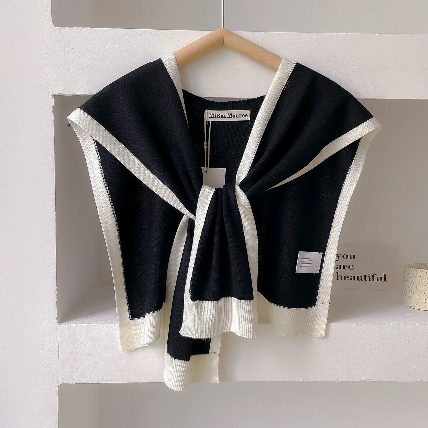Spring & Autumn Striped Knitted Shawl – High-Grade Neck and Shoulder Scarf for Summer Office & Air-Conditioned Rooms