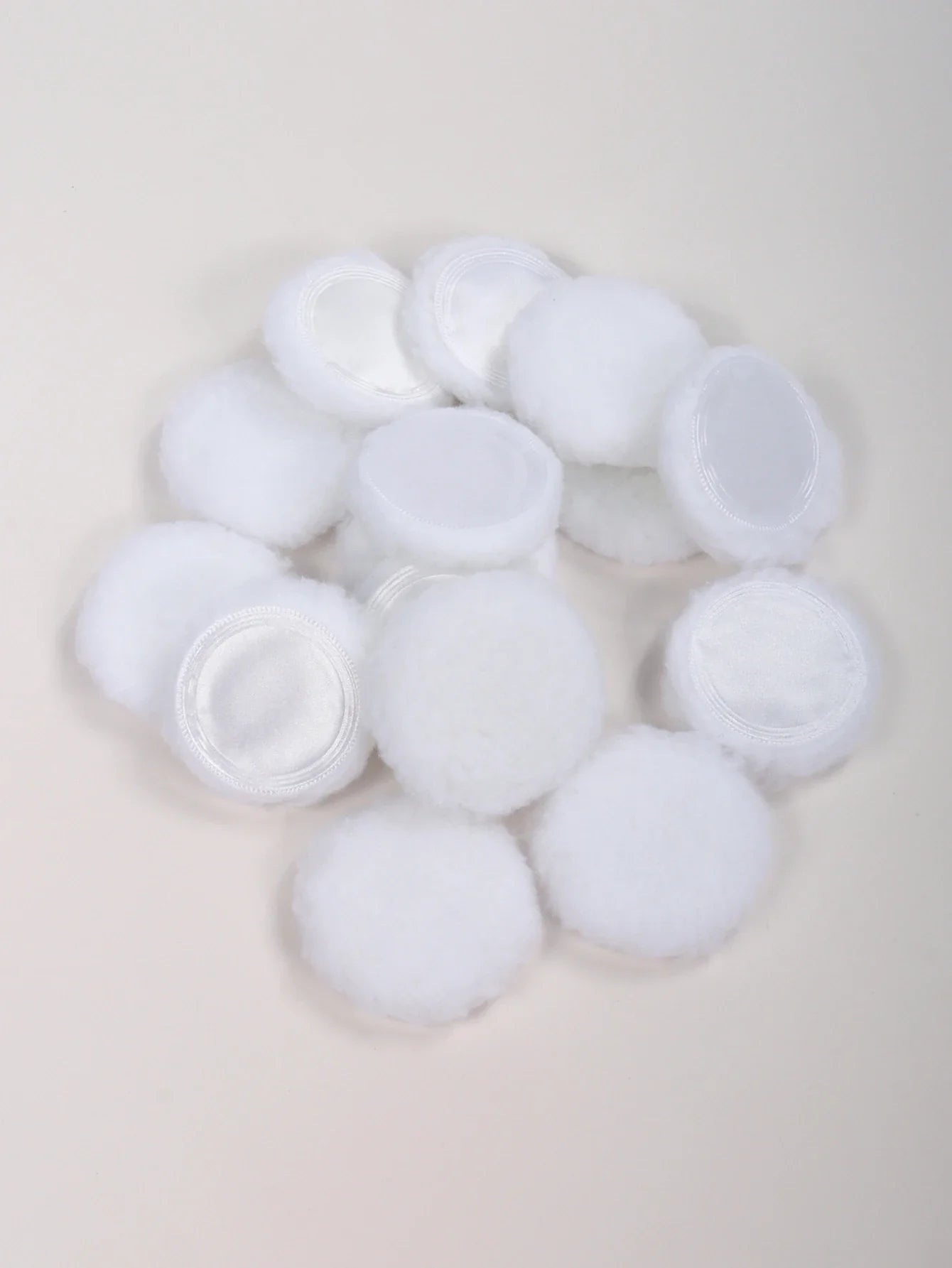 2/5/10/20PCS White Round Powder Puffs – Portable High-Grade Makeup Applicators for Base & Setting