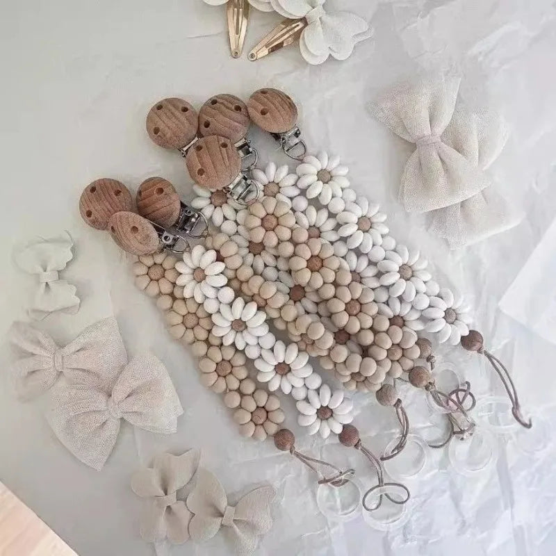 Daisy Flower Baby Pacifier Clip – Handmade Silicone Soother & Nipple Holder, Essential Teething Toy for Newborns