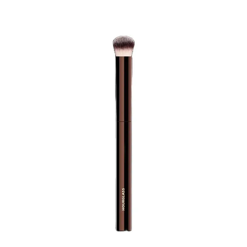Hourglass No.19 Vanish Concealer Brush – Soft Fiber, Seamless Finish Face Makeup Brush