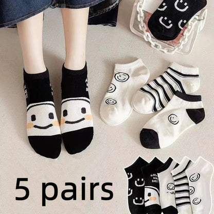 5 Pairs Happy Face Crew Socks – Cartoon Cat Cotton Mid Tube Socks, Breathable Women's Stockings & Hosiery