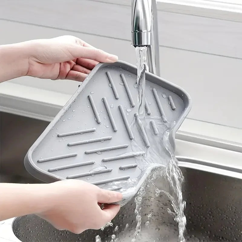 Sink Silicone Tray with Drain – Soap & Sponge Holder, Countertop Scrubber Brush Storage Rack, Kitchen Organizer