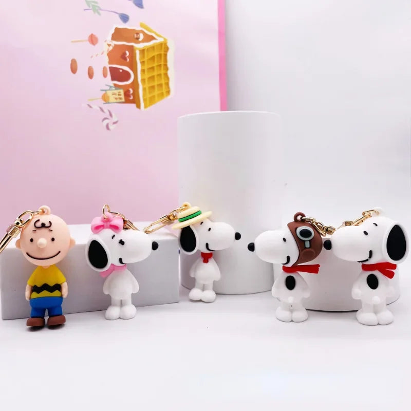 Snoopy Silicone Keychain – Cute Doll Key Charm for Car, Backpack & Gifts