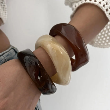 DIEZI Punk Big Geometric Acrylic Bangles – Irregular Wide Hip Hop Bracelets for Women & Men