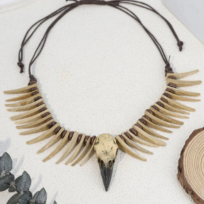 Vintage Viking Crow Skull Necklace – Gothic Resin Animal Pendant with Irregular Coconut Shell Teeth Jewelry