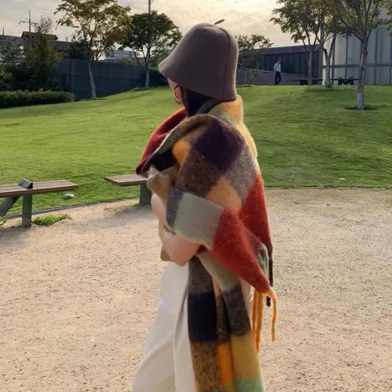 Plush Cashmere Winter Scarf: Luxurious Women's Shawl & Wrap with Long Tassel - Elegant Pashmina Neckerchief for Extra Warmth