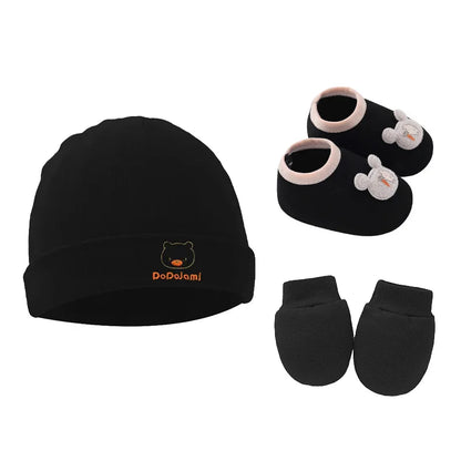 3pcs Cotton Baby Set – Newborn Beanie, Bonnet, Gloves & Socks, Cute Cartoon Caps for Boys & Girls Gift