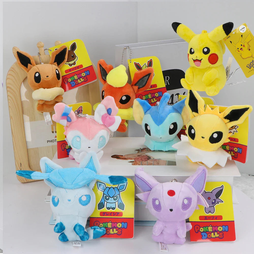 Pokemon Eevee Family Keychains – Plush Toy Pendants of Glaceon, Vaporeon, Sylveon, Espeon & Flareon, Cute Anime Stuffed Dolls, Perfect Birthday Gift