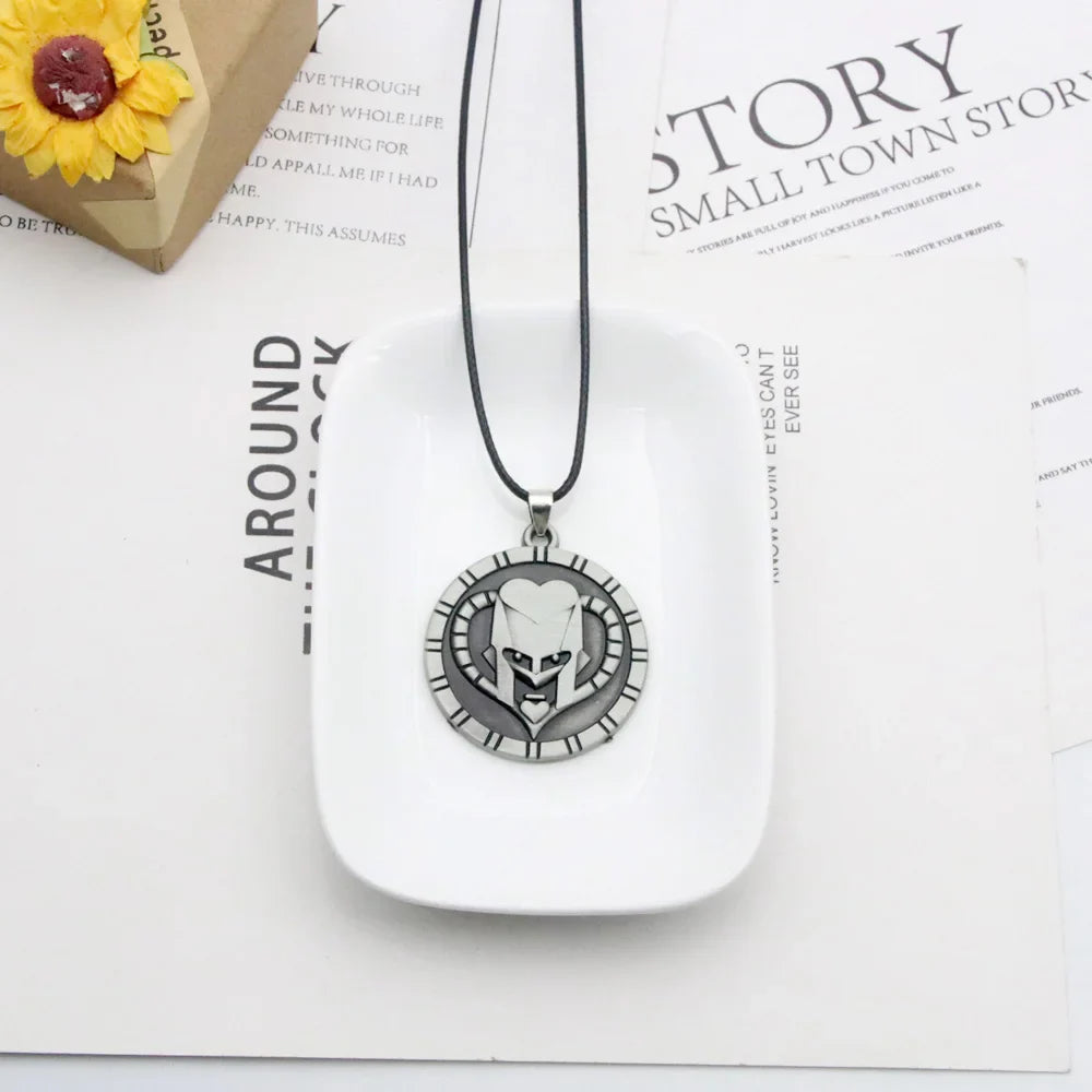 JoJo’s Bizarre Adventure Arrow Pendant Necklace – Josuke & Jotaro Cosplay Jewelry Gift