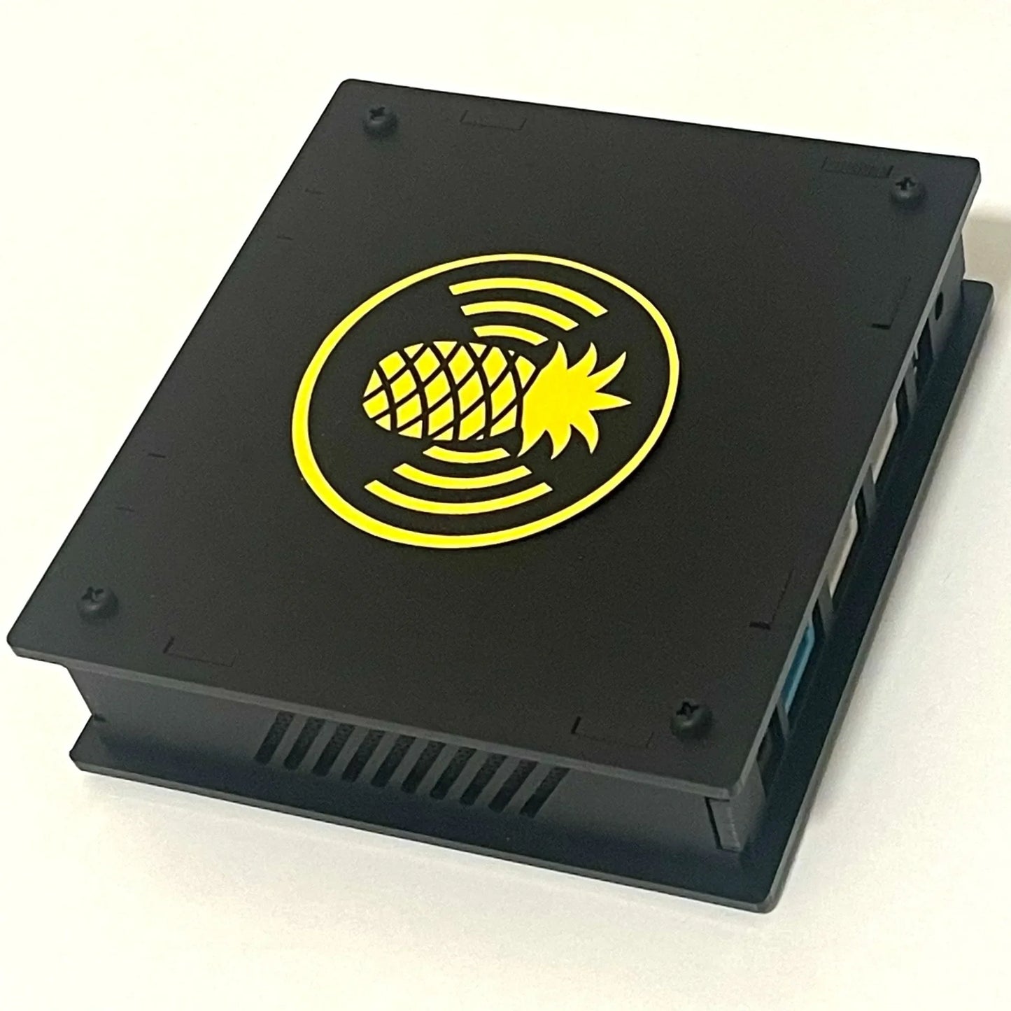 WiFi Pineapple NANO – Portable Gaming Accessory Router