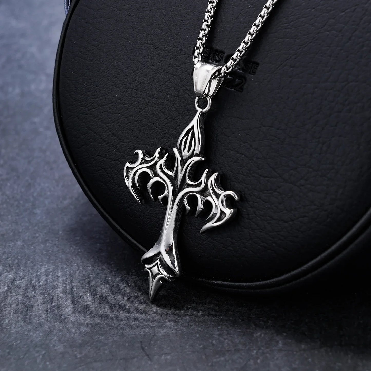 Stainless Steel Flame Cross Pendant Necklace – Retro Titanium Steel Men’s Jewelry