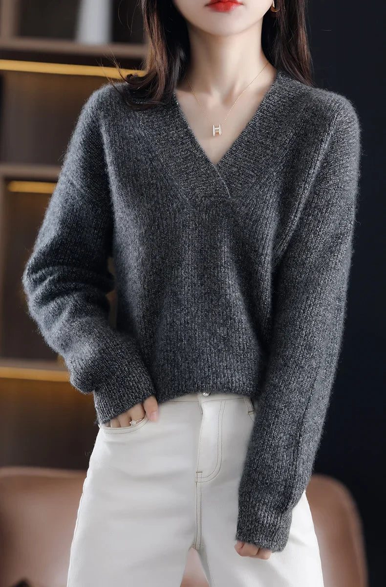 Women’s Knitted V-Neck Sweater – Long Sleeve Solid Pullover Knit Top