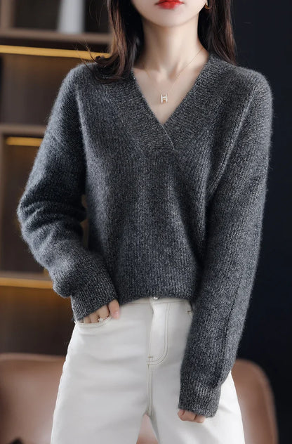 Women’s Knitted V-Neck Sweater – Long Sleeve Solid Pullover Knit Top