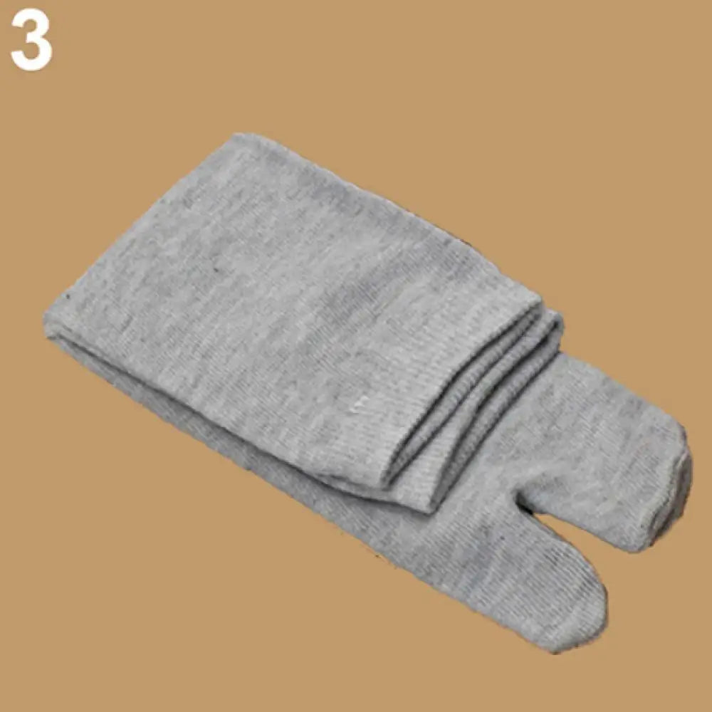 Unisex Split Toe Tabi Socks – Breathable Kimono Ninja Geta Flip Flop Two-Finger Sandal Socks